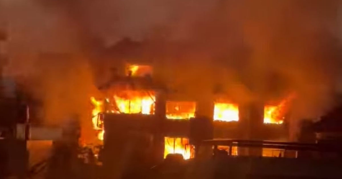 हिटरको ग्यास लिक हुँदा धापासीमा एक घर जल्यो