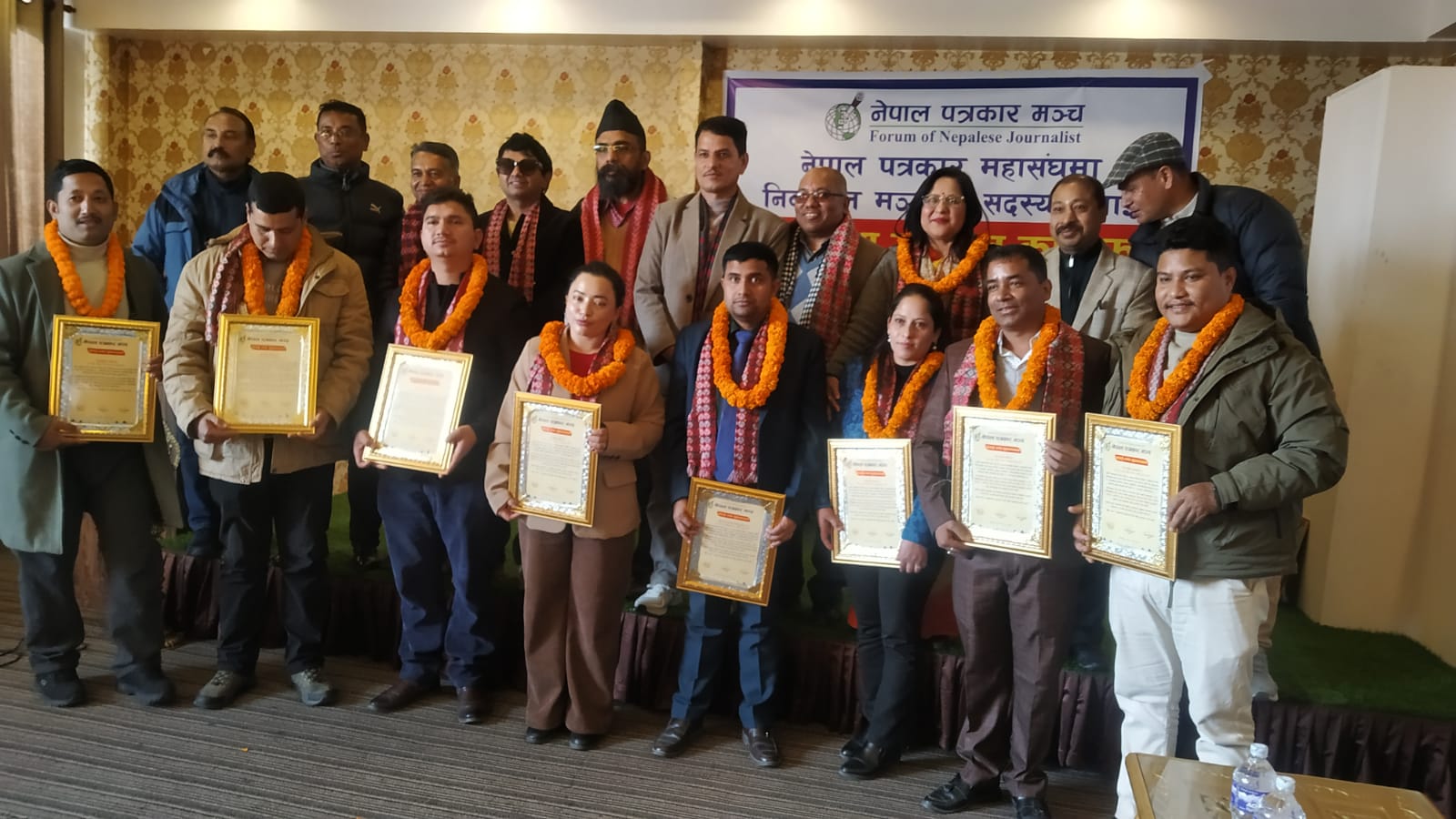 नेपाल पत्रकार महासंघमा निर्वाचित नेपाल पत्रकार मञ्चका सदस्यहरू सम्मानित