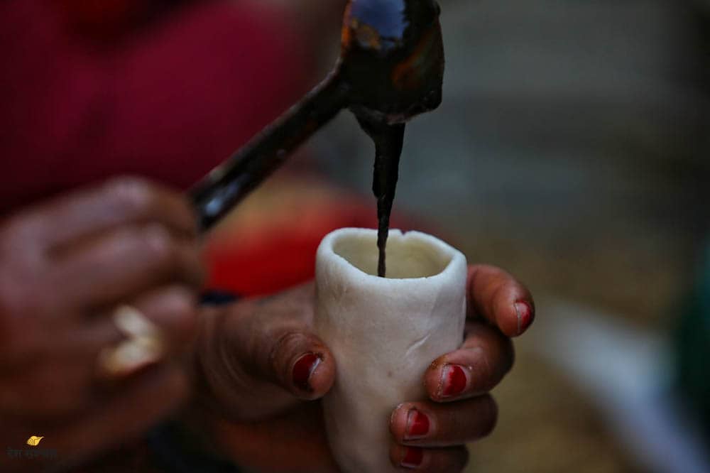 नेवार समुदायले योमरी पूर्णिमा पर्व  मनाउँदै