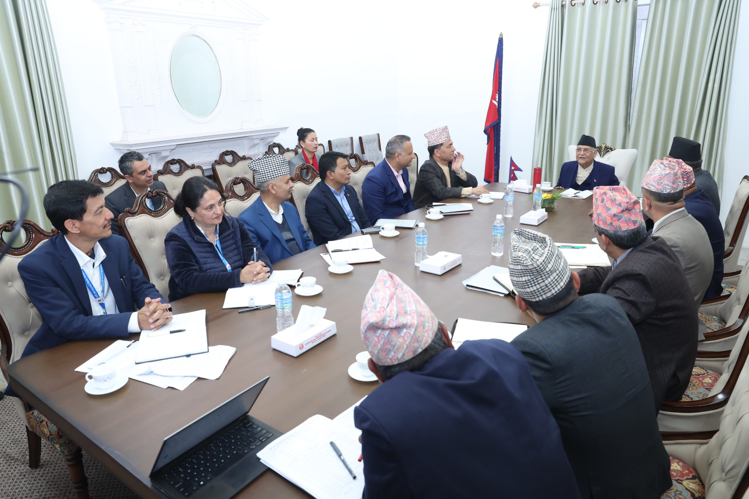 रासायनिक मलको कालोबजारी रोक्न प्रधानमन्त्री ओलीको निर्देशन