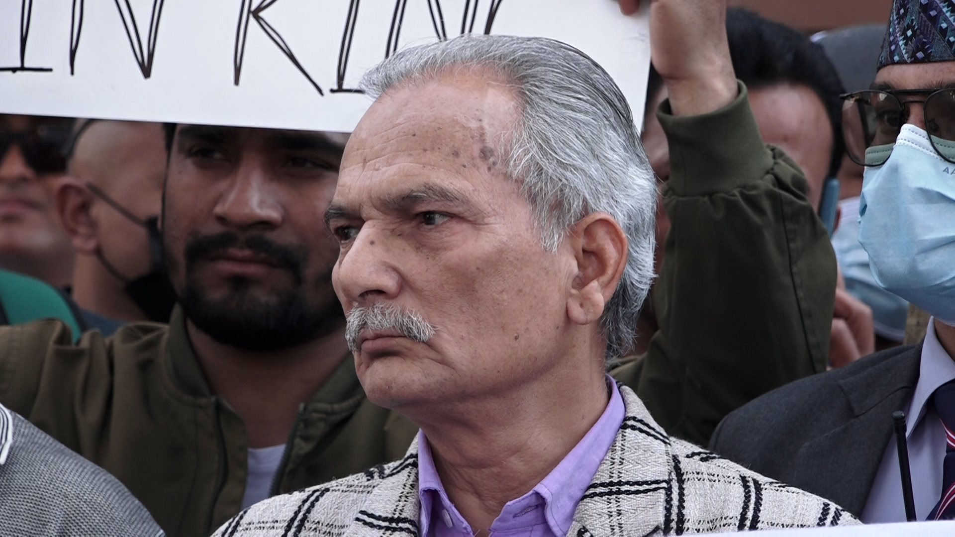 फ्याँकिसकेको राजतन्त्र फर्किने कुनै सम्भावना नरहेको : डा. भट्टराई