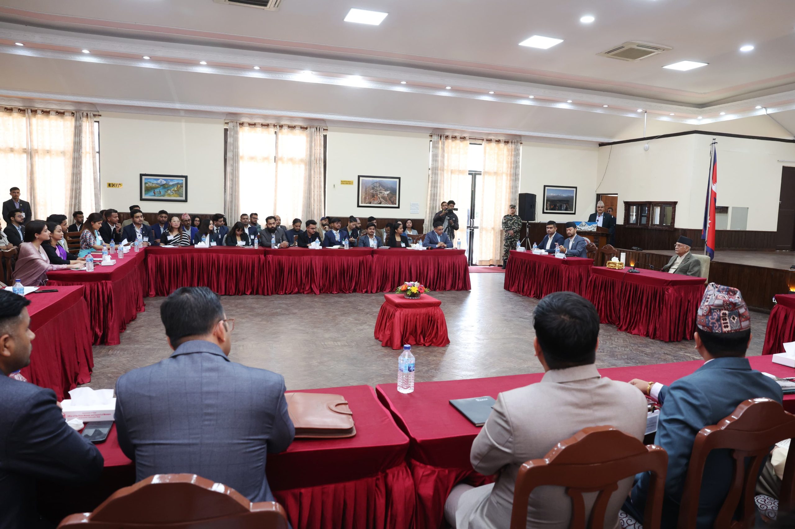 विकासको गतिमा देश अगाडि बढेको छ : प्रधानमन्त्री ओली