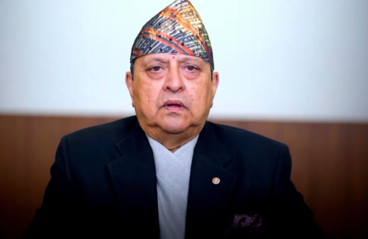 जबरजस्ती नगरि संवैधानिक दायराभित्र रहन पूर्वराजालाई दलहरूको चेतावनी