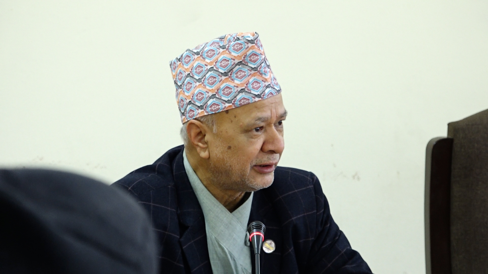 विद्यालय शिक्षा विधेयकलाई टुङ्गोमा पु‍र्याउन आफू गम्भीर रहेको : मन्त्री पन्त