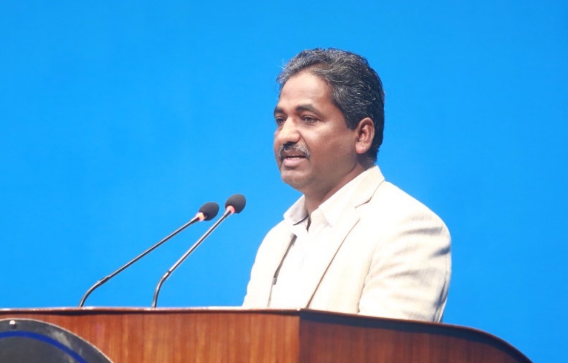 गरिव श्रमजीवि विरोधी निजामती ऐन फिर्ता लिनुपर्छ : प्रभु साह