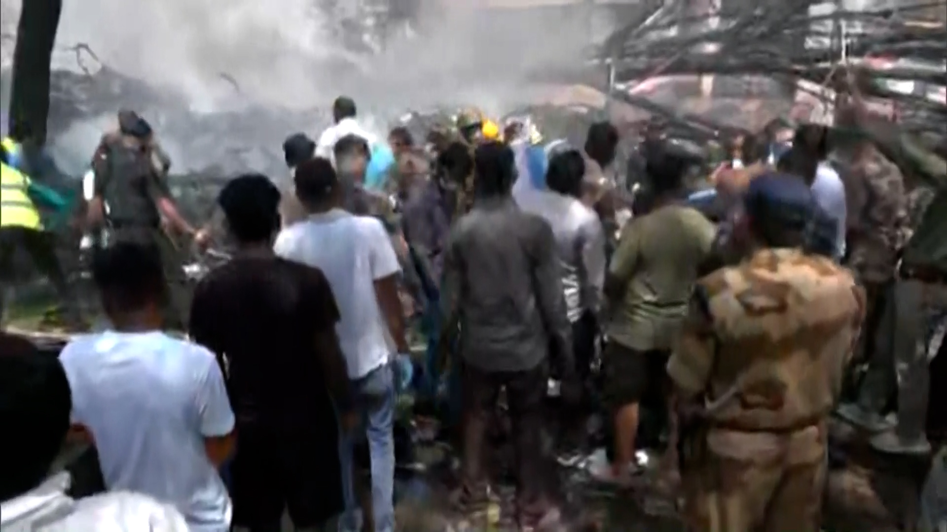 भारतमा एयर इन्डियाको विमान दुर्घटना