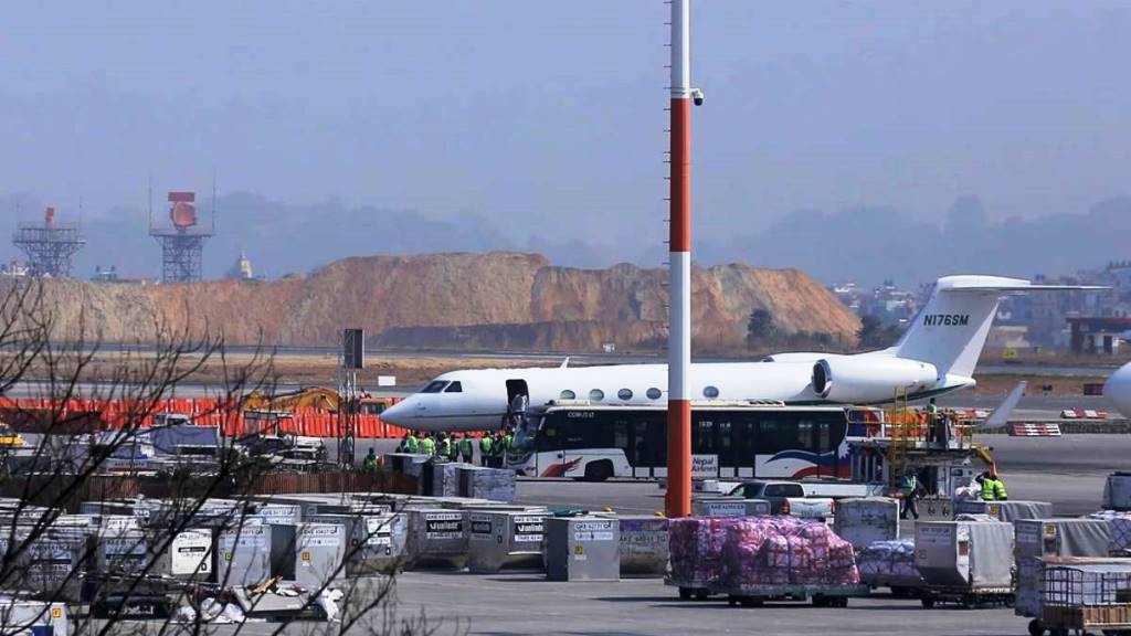 अमेरिकाबाट कम्तिमा ४० नेपाली डिपोर्ट, चार्टर्ड विमानबाट आज  ४ बजे काठमाडौं आइपुग्दै