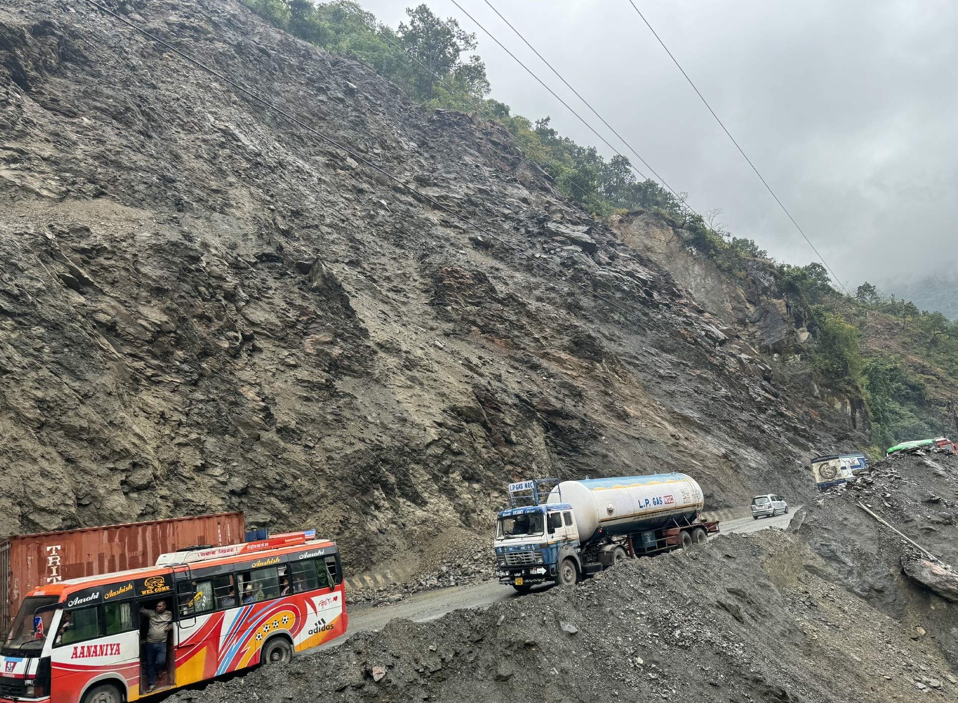 नारायणगढ–मुग्लिन सडक सञ्चालन