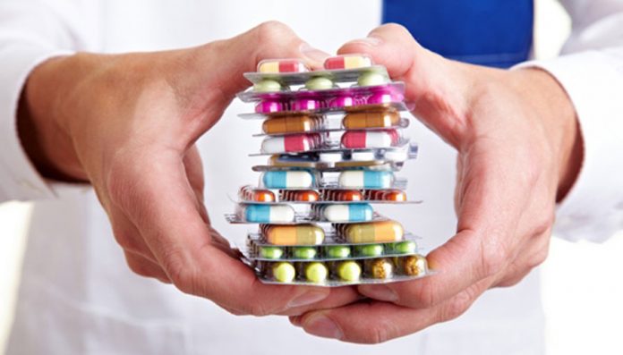 मापदण्ड विपरीत बिक्रीवितरण गरेको औषधि बरामद