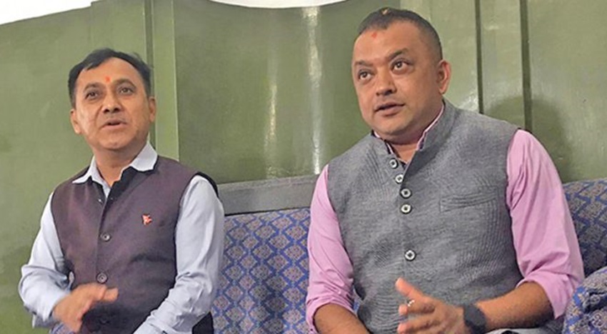 विशेष महाधिवेशनको मागलाई वेवारिसे हुन दिँदैनौँ : कांग्रेस महामन्त्रीद्वय थापा र शर्मा