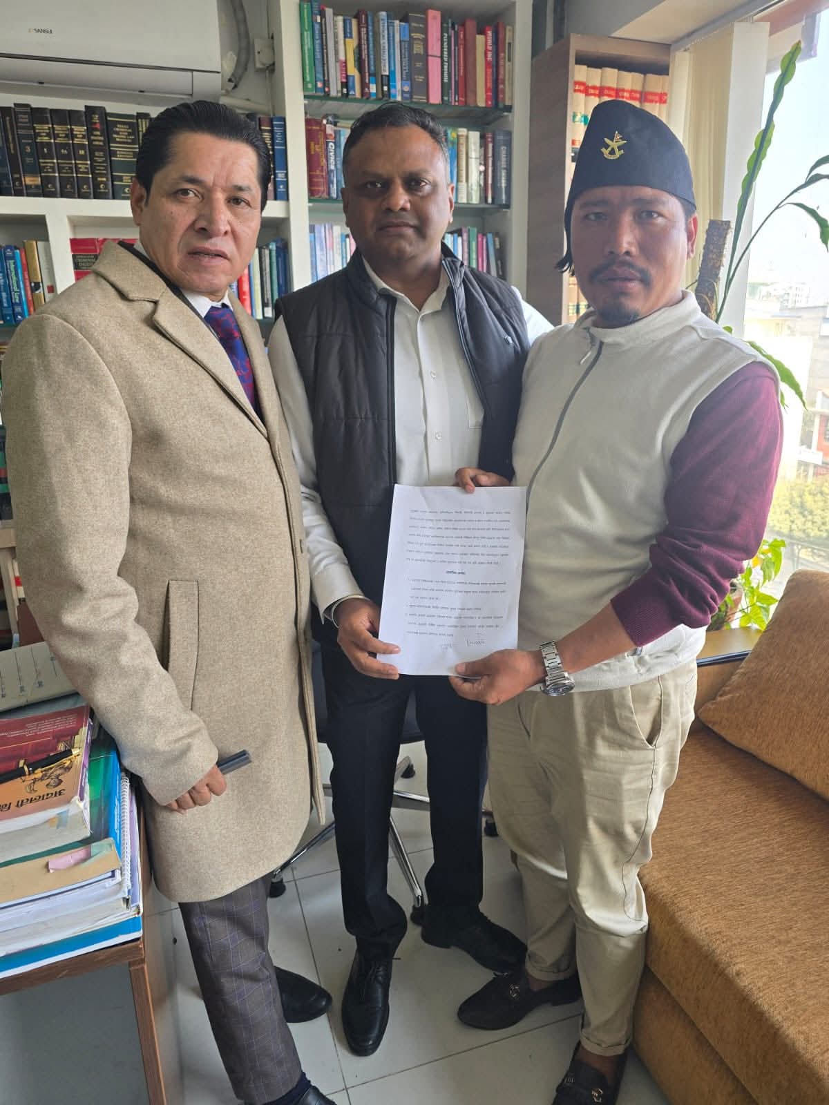 आजपा र सहकारी पीडितहरुको संगठनबीच चुनावी गठबन्धन गर्ने सहमती