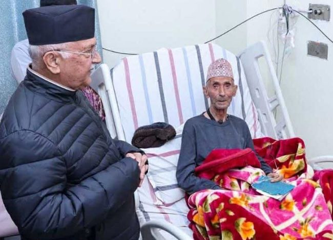 पूर्वप्रधानमन्त्री एवम् एमाले अध्यक्षओलीलाई पितृ शोक