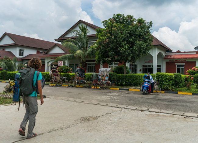 पूर्वीनाका काँकडभिट्टाबाट भित्रिए सात हजार ६४२ पर्यटक 