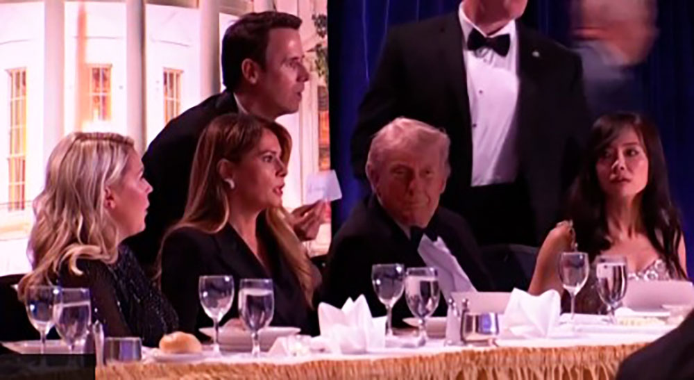 ट्रम्प सहभागी ‘ह्वाइट हाउस डिनर’ गोली चल्यो , ट्रम्पलाई आकस्मिक बाहिर निकालियो