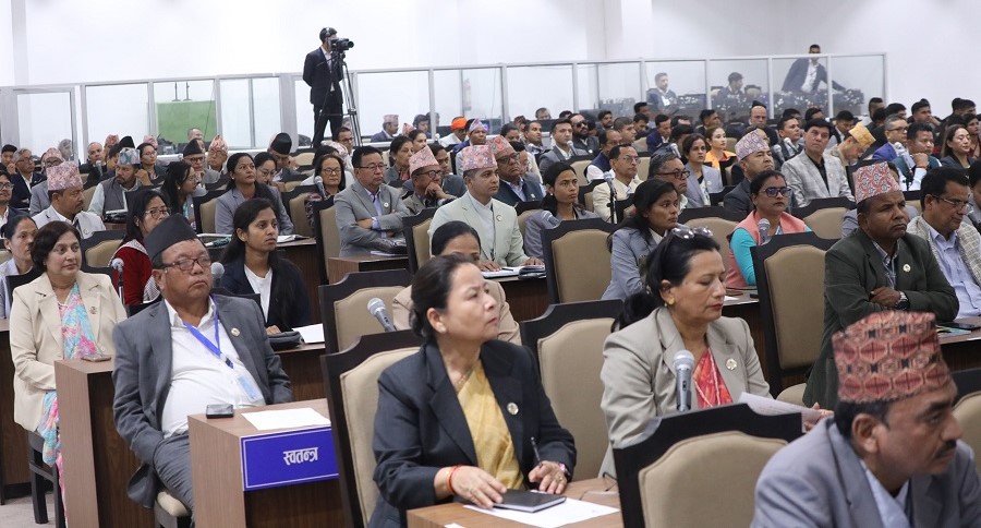 प्रतिनिधिसभा बैठक बैठक आज पनि बस्दै, अर्थमन्त्रीले आर्थिक सर्वेक्षण पेस गर्ने कार्यसूची