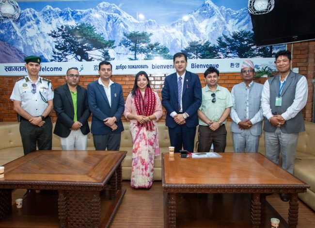 कान्स फिल्म फेस्टिभलमा सहभागी हुन सुनिता डंगोल फ्रान्स प्रस्थान