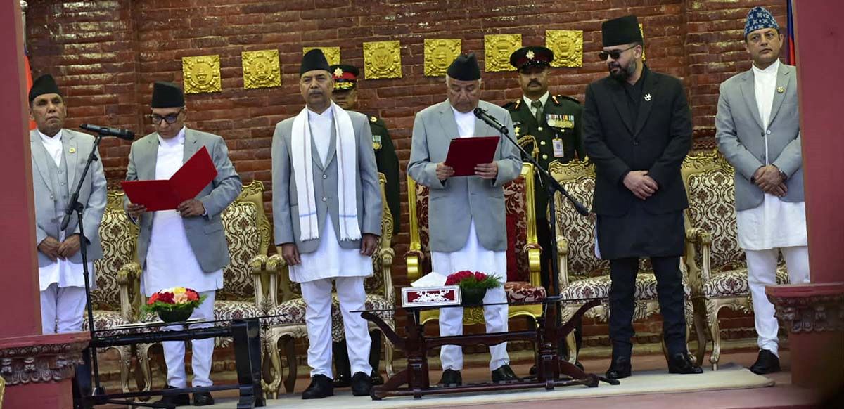 राष्ट्रपतिसमक्ष प्रधानन्यायाधीश शर्माले लिए पद तथा गोपनीयताको शपथ
