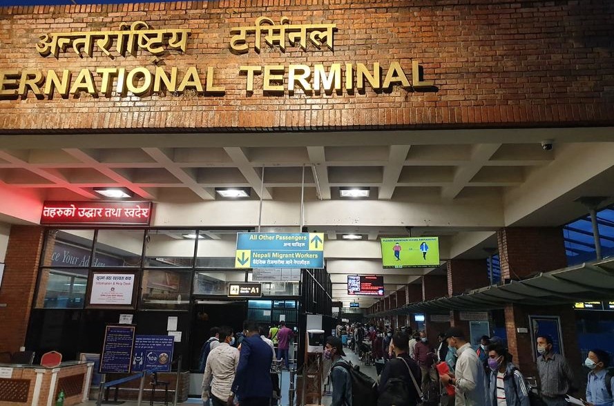 त्रिभुवन विमानस्थलबाट २७ महिला रोकिए, मानव बेचबिखनको आशंकामा अनुसन्धान सुरु