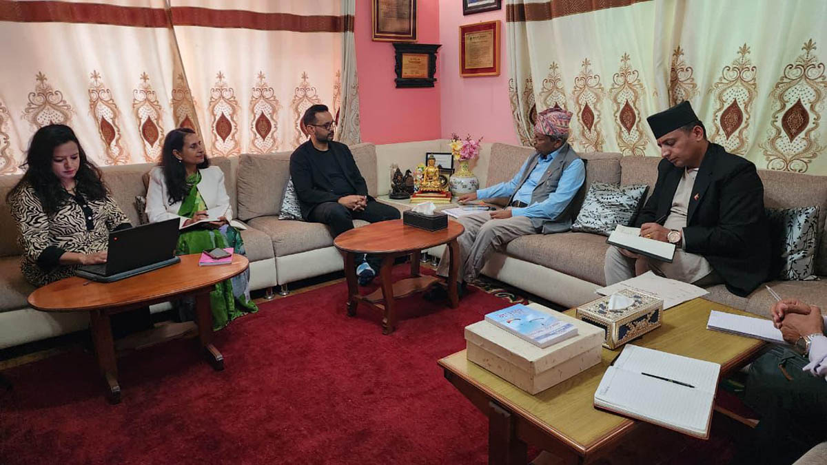 समानुपातिक संख्या घटाउन र उम्मेदवारको उमेर २१ वर्ष कायम गर्न रेग्मीको प्रस्ताव