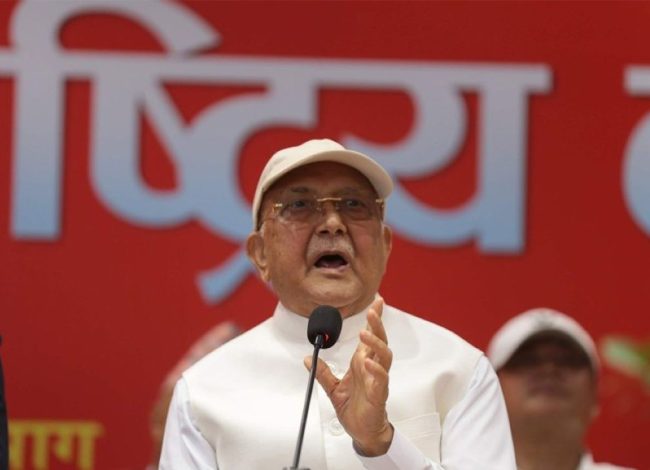 ओलीले किन गरे एमाले नेतृत्व नछाड्ने घोषणा ?