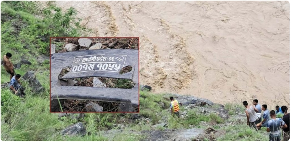 दैलेखमा यात्रुबाहक बस कर्णाली नदीमा खस्यो, एक जनाको शव फेला