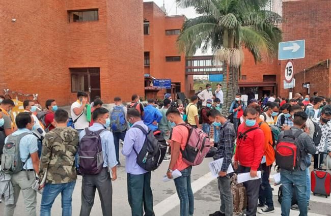 ‘वैदेशिक रोजगारीमा रहेका नेपाली श्रमिकको पहिलो औसत मासिक आम्दानी ५४ हजार’
