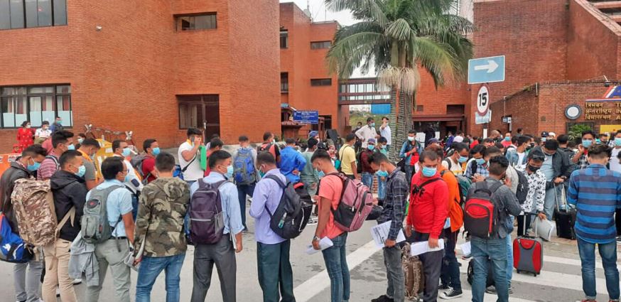 ‘वैदेशिक रोजगारीमा रहेका नेपाली श्रमिकको पहिलो औसत मासिक आम्दानी ५४ हजार’