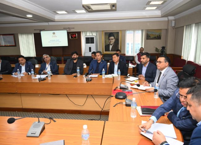 सरकार–निजी क्षेत्र सहकार्यबाटै आर्थिक रूपान्तरण सम्भव : अर्थमन्त्री वाग्ले