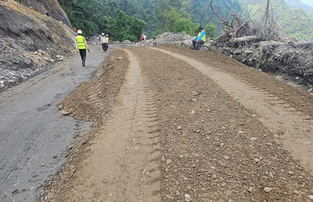 कृष्णभीर सडकखण्डमा दुईतर्फी यातायात सञ्चालन